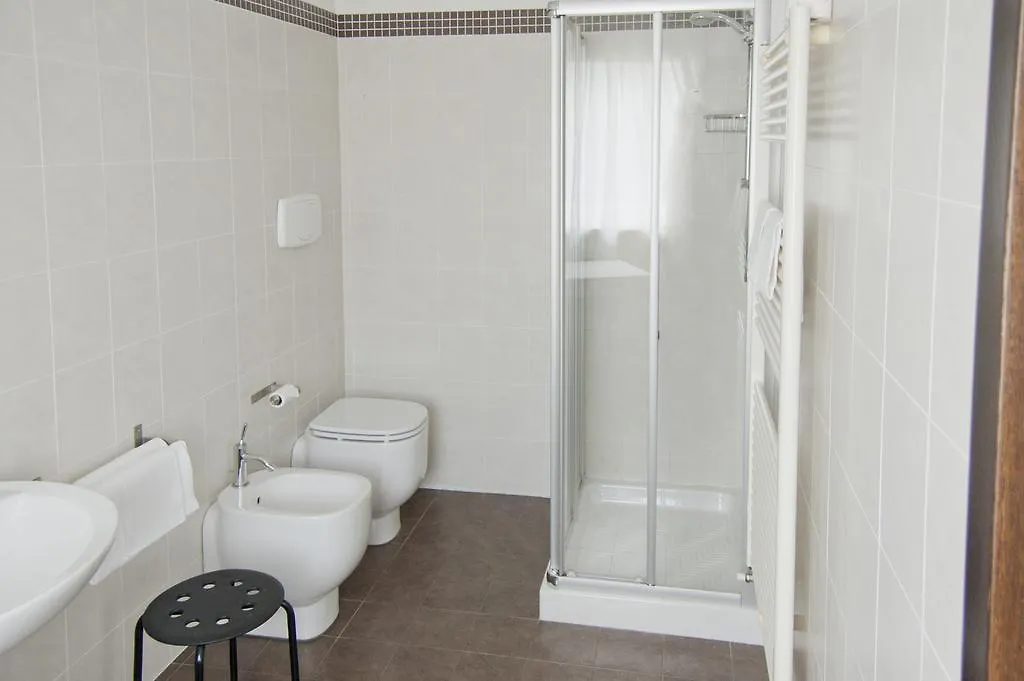 Hotel Leon Bianco Адриа