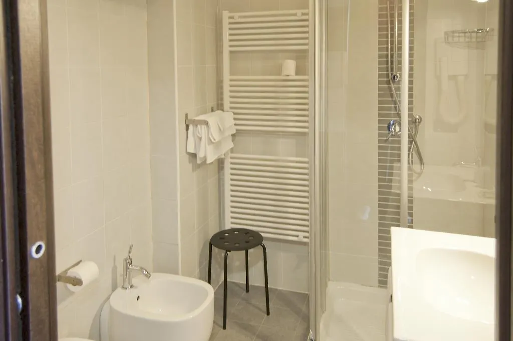 Hotel Leon Bianco Адриа