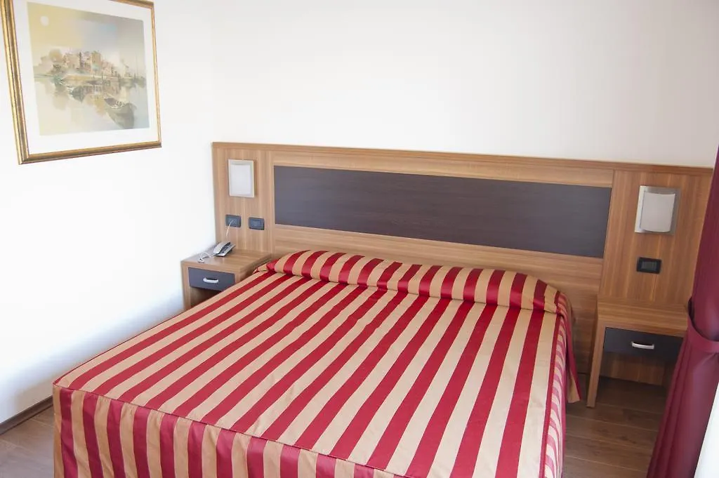 Hotel Leon Bianco Adria